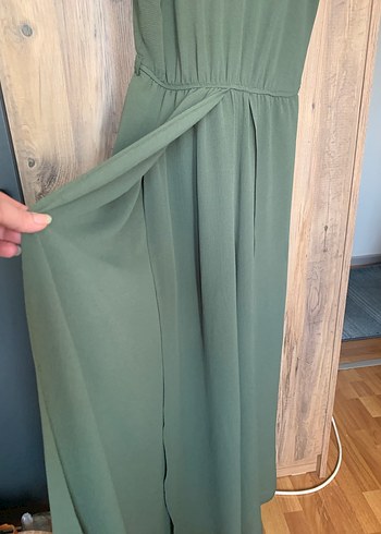 Yeşil V Yakalı Uzun Askılı astarlı tulum - Görsel 3