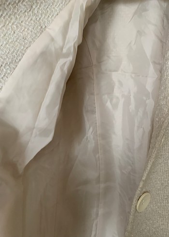 Krem Renk Uzun Astarlı Pardesü - Görsel 3