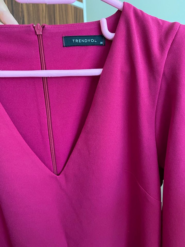 Mor V Yaka Vatkalı Kol Gece Şık Elbise - Görsel 3
