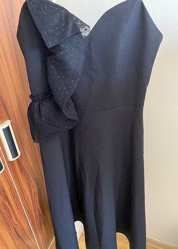 Siyah Uzun Askılı V Yaka Elbise - Görsel 4