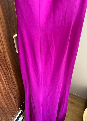 Zincir Detaylı  Mor Uzun Elbise - Görsel 2