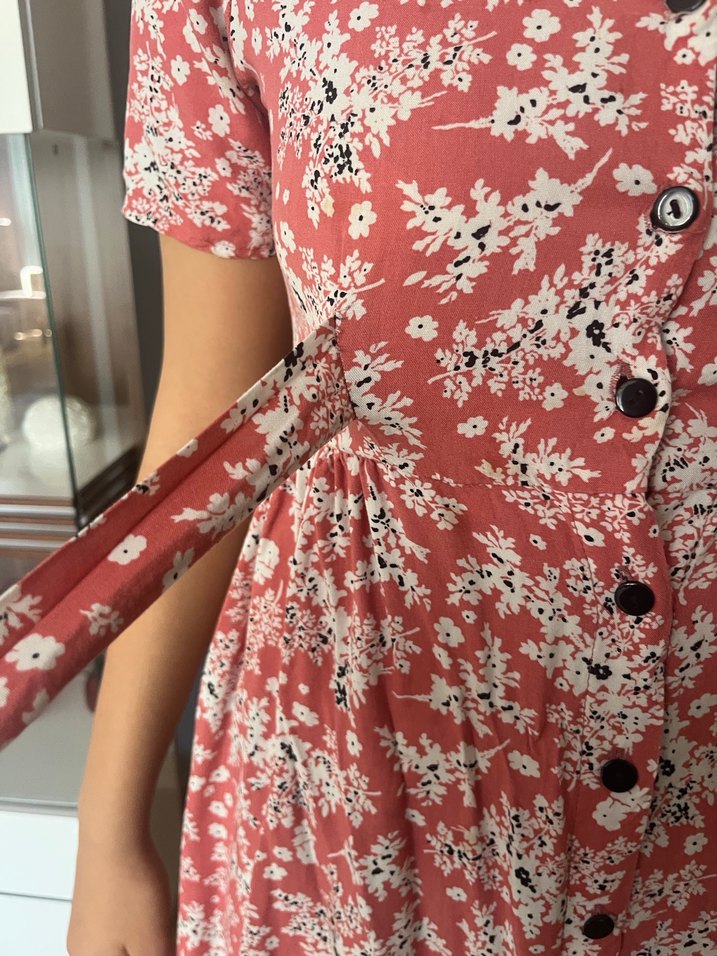 Düğmeli kırmızı V Yaka Midi Elbise - Görsel 3