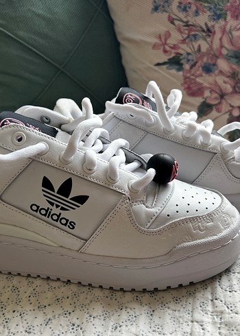 Adidas 39