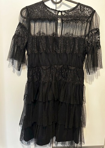 ZARA Siyah Dantel Katmanlı Mini Elbise - Görsel 3
