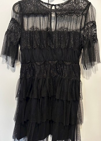 ZARA Siyah Dantel Katmanlı Mini Elbise - Görsel 2