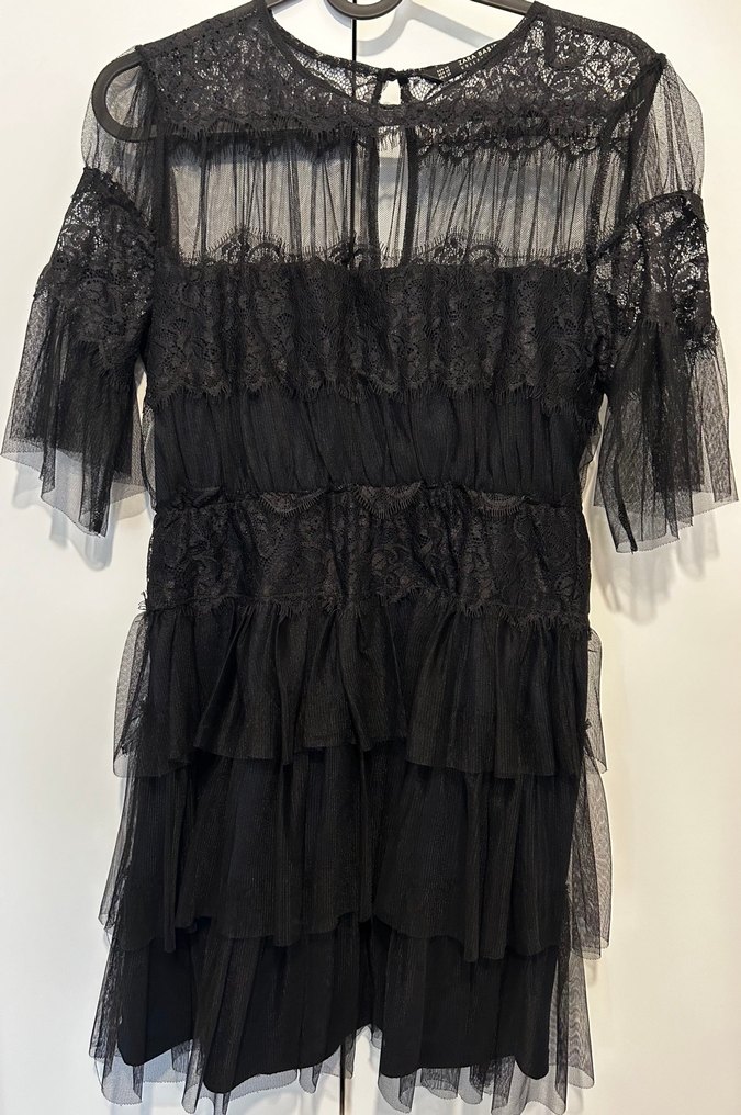 ZARA Siyah Dantel Katmanlı Mini Elbise - Görsel 2