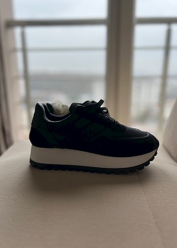 ZARA Kadın Spor Ayakkabı Topuklu - Görsel 2