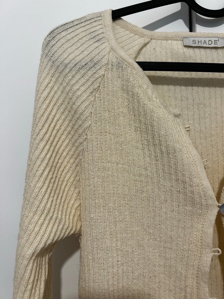 Bej Düğmeli Triko Kadın Hırka - Görsel 3