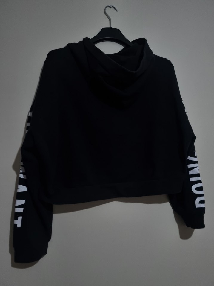 Siyah Kapüşonlu Baskılı Kadın Sweatshirt - Görsel 3
