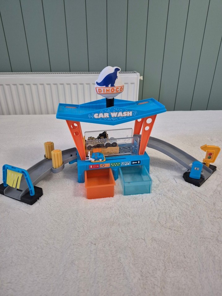 Disney Cars Dinoco Araba Yıkama Seti - Görsel 2