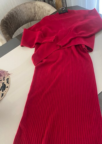 Kadın Kırmızı Uzun Pilili Triko Elbise - Görsel 2