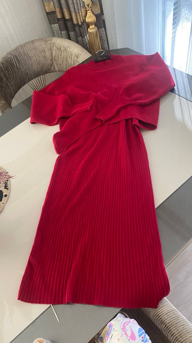 Kadın Kırmızı Uzun Pilili Triko Elbise - Görsel 3