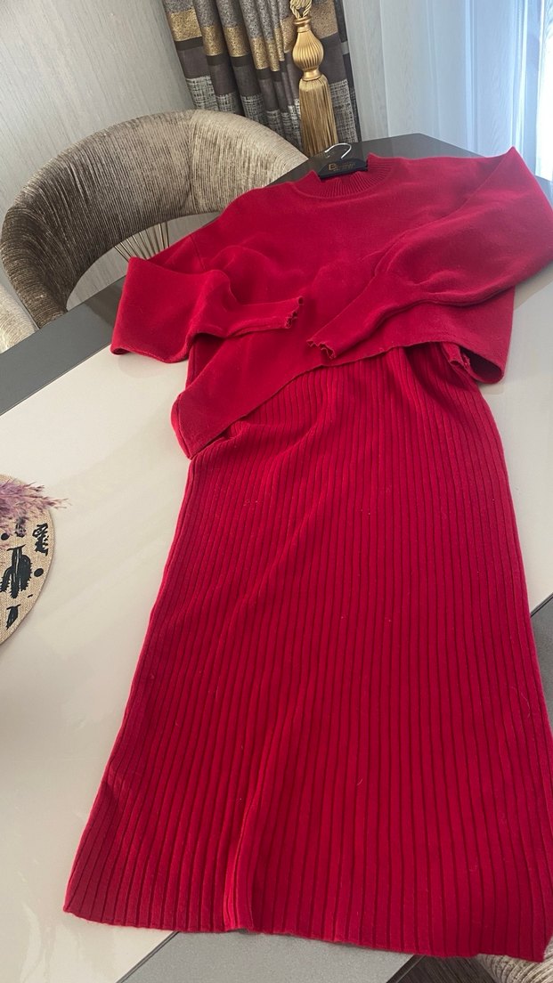 Kadın Kırmızı Uzun Pilili Triko Elbise - Görsel 2