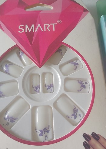 Renkli Pembe Çiçekli Tırnak Süsleri - Görsel 2