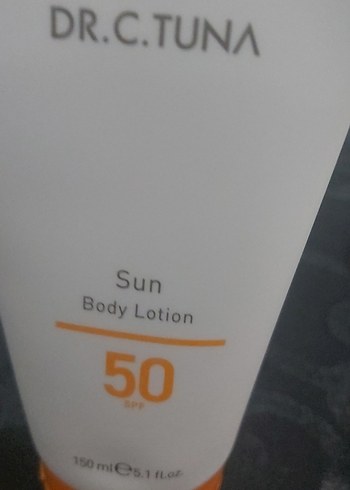 DR.C.TUNA Güneş Koruyucu Vücut Losyonu SPF 50 - Görsel 2