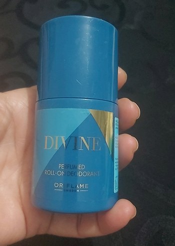 Oriflame Divine Parfümlü Kadın Roll-On Deodorant - Görsel 2