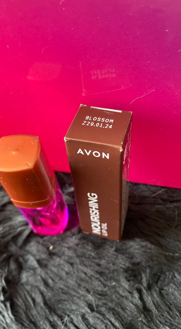 Bordo Besleyici Dudak Parlatıcısı - Görsel 4