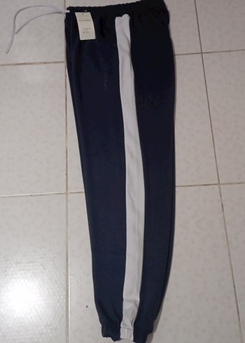 Gri ve Siyah Erkek Spor Eşofman Altı - Görsel 6