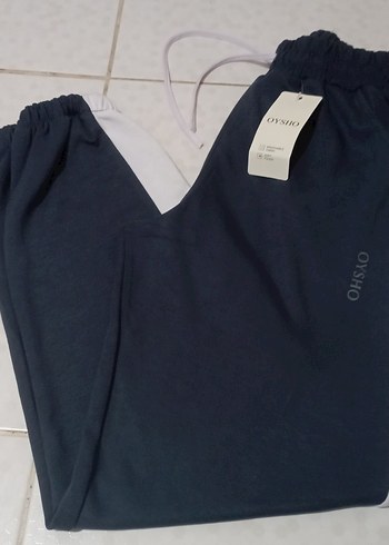 Gri ve Siyah Erkek Spor Eşofman Altı - Görsel 4