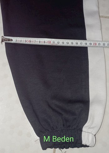 Gri ve Siyah Erkek Spor Eşofman Altı - Görsel 15