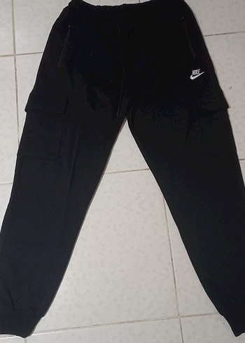 Erkek Siyah Nike Kargo pantolonu - Görsel 2
