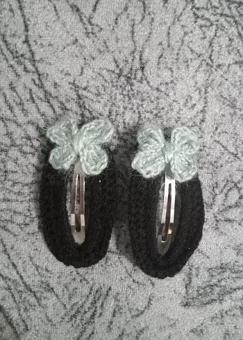 Gri Örgü Çiçekli Çocuk Toka Seti - Görsel 2