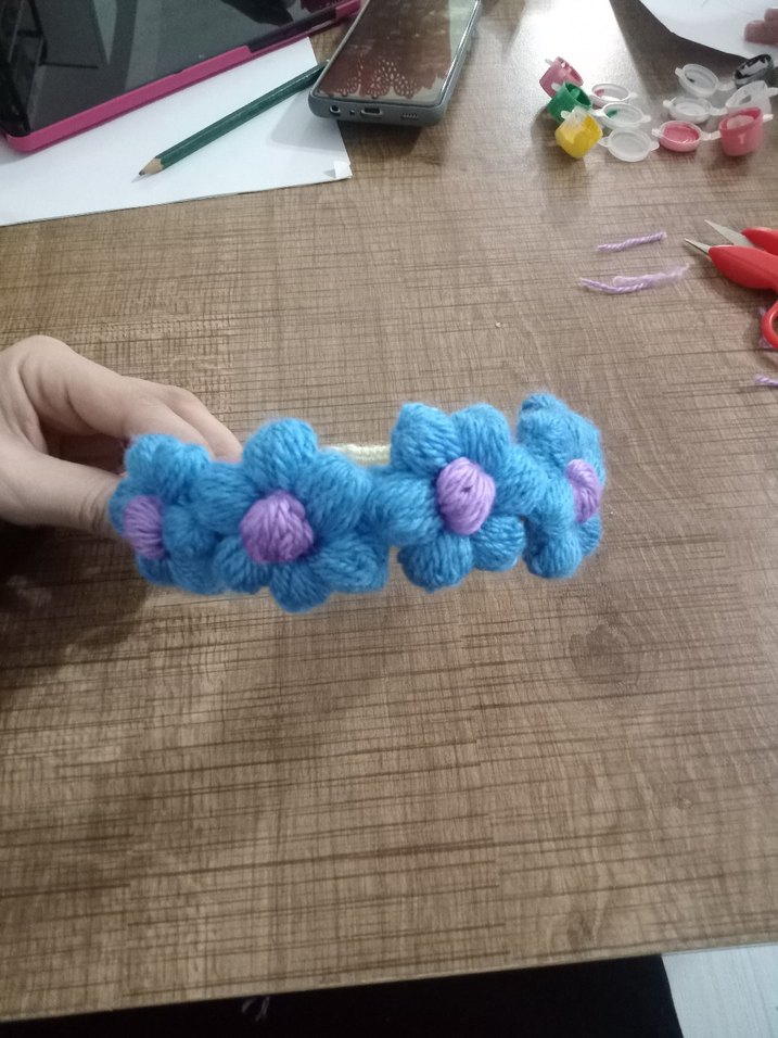 Renkli Nakışlı Örgü Mavi Çocuk Saç Bandı - Görsel 4