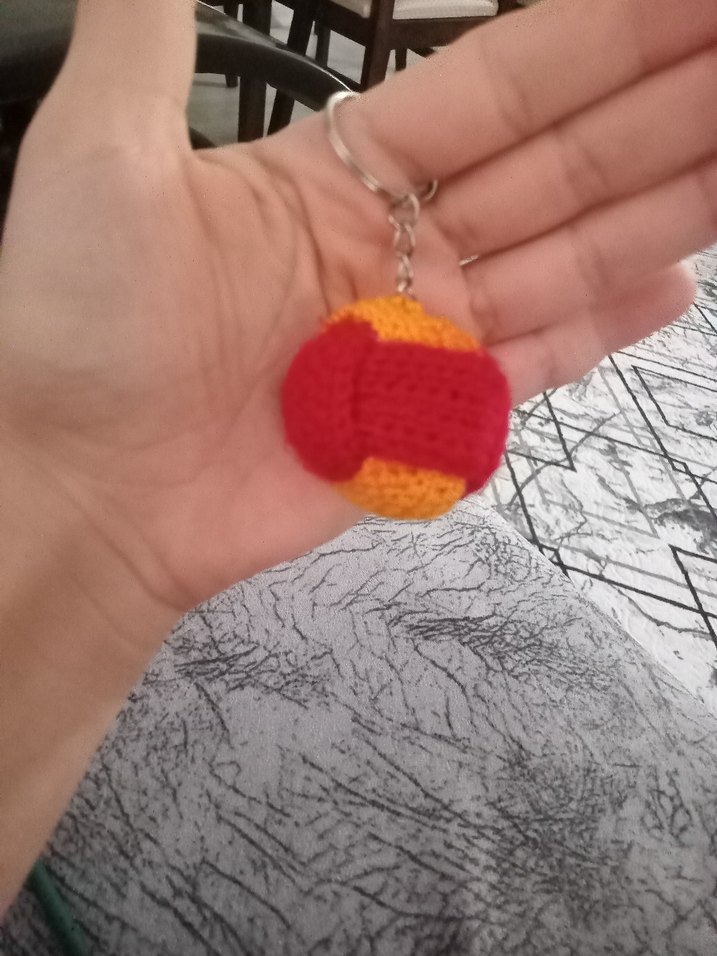 Renkli Örgü Galatasaray Anahtarlık - Görsel 3