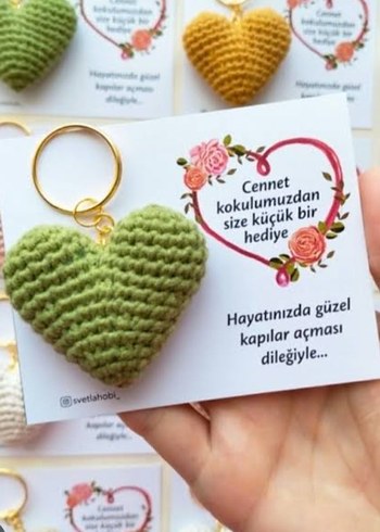 Örgü Kırmızı Kalp Anahtarlık - Görsel 2