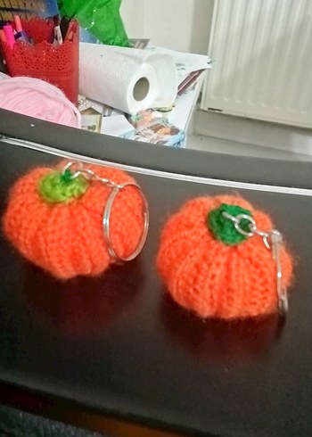 Örgü Turuncu bal kabağı anahtarlık - Görsel 3