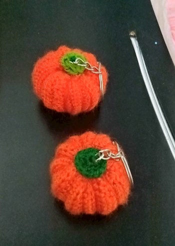 Örgü Turuncu bal kabağı anahtarlık - Görsel 2