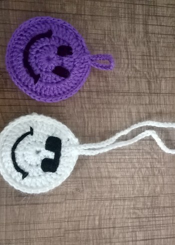 Renkli Örgü Kadın Anahtarlık - Görsel 3