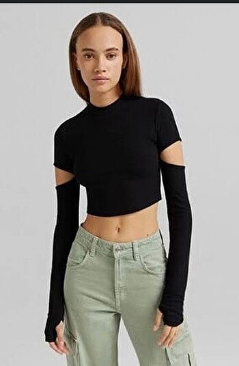 Bershka pencere detaylı bluz