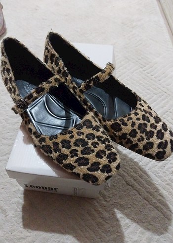 Kahverengi Leopar Desenli Tokalı Topuklu Kadın Babet - Görsel 2