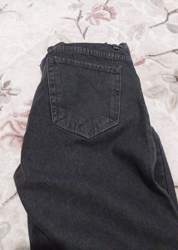 Gri Düğmeli Rahat Kesim Kadın Kot Pantolon - Görsel 4