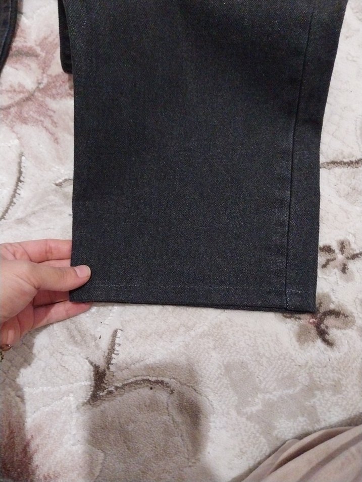 Gri Düğmeli Rahat Kesim Kadın Kot Pantolon - Görsel 2