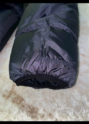 Nike Siyah Kapüşonlu Erkek Mont - Görsel 4