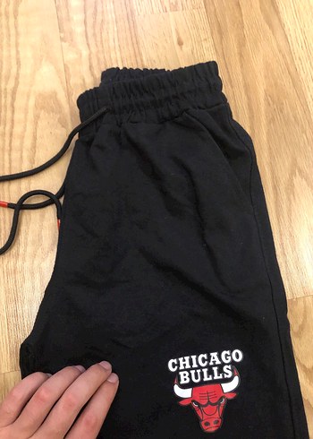 Siyah Chicago Bulls Baskılı Rahat Kadın Eşofman Altı - Görsel 3