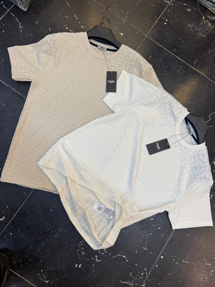 Erkek Beyaz ve Gri Baskılı Kısa Kollu Tişört - Görsel 2