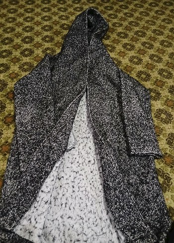 Gri Kapüşonlu Uzun Örgü Kadın Kaban - Görsel 2