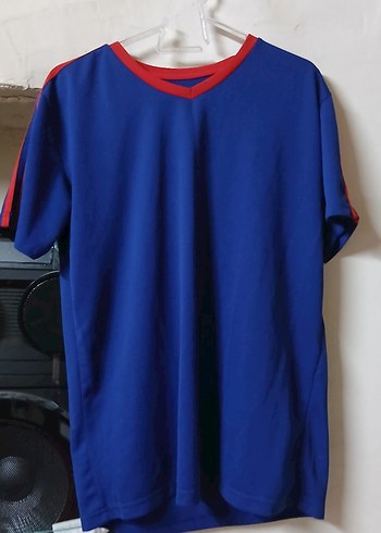 Mavi Kırmızı Detaylı Erkek Spor Tişörtü - Görsel 2