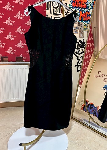 Dantel Detaylı Siyah Midi Elbise - Görsel 2