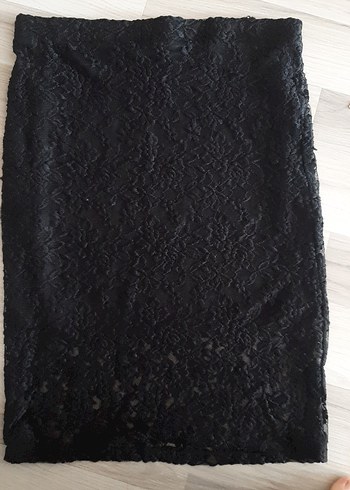 Dantel Detaylı Siyah Midi Hamile Eteği - Görsel 2