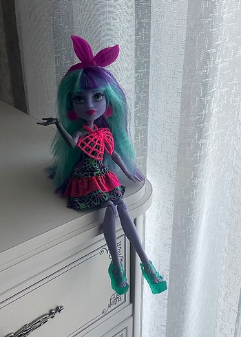 Monster High Barbie - Görsel 3