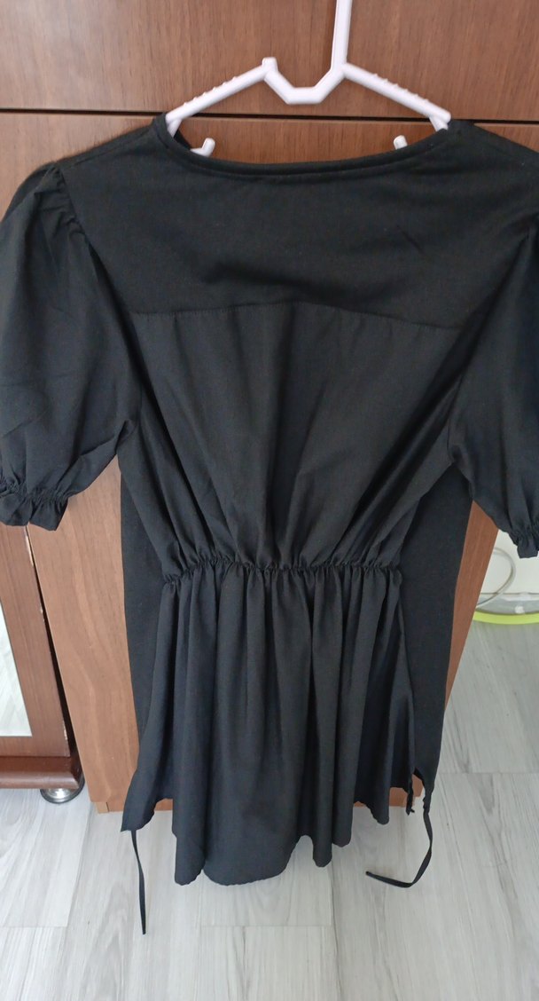 Kız Çocuk Siyah Baskılı Kısa Kollu elbise - Görsel 2