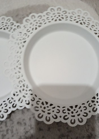 Beyaz Dantel Desenli Tabak Seti - Görsel 2