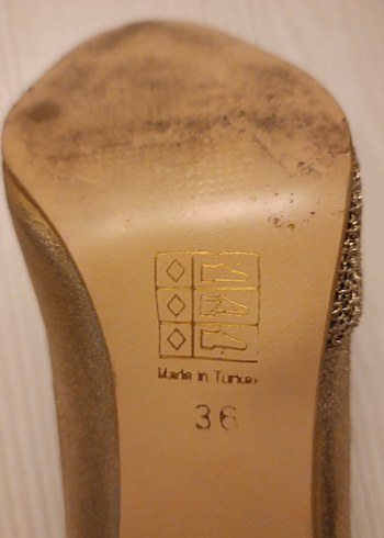 Bej Parlak Yılan Desenli Stiletto Topuklu Kadın Ayakkabı - Görsel 3