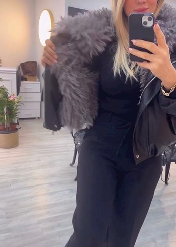Kadın Gri Kürklü Siyah Deri Ceket standart bedendir - Görsel 5
