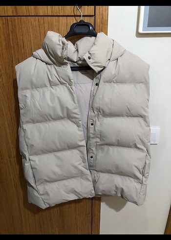 Bej Düğmeli Kadın Şişme Yelek - Görsel 4