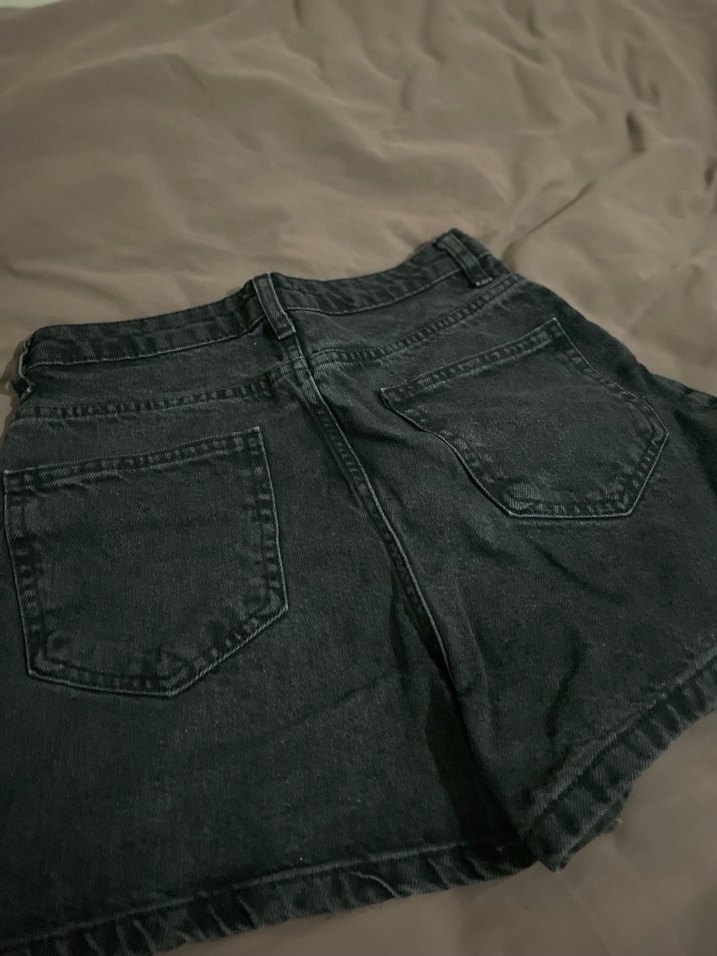 Siyah Midi Kot Şort - Görsel 3